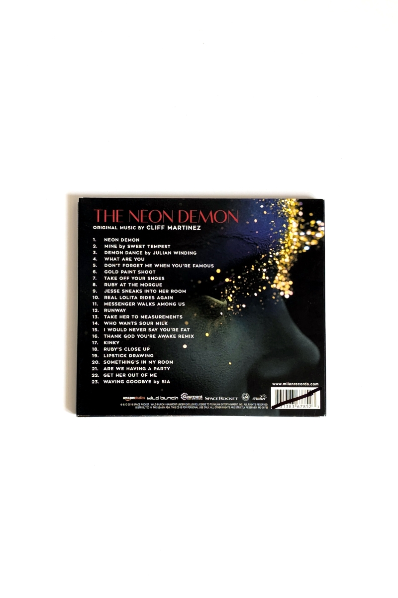 CD_NeonDemon2-800x1200.jpg